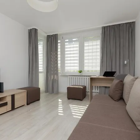 Heart Of Zielna By Renters Varšava