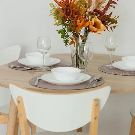 Heart Of Zielna By Renters Varşova