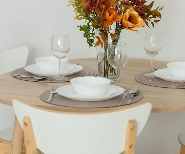 Heart Of Zielna By Renters وارسو